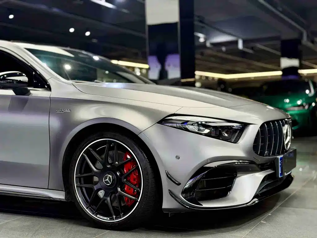 Mercedes-Benz A-Class AMG 2025 — фото 4