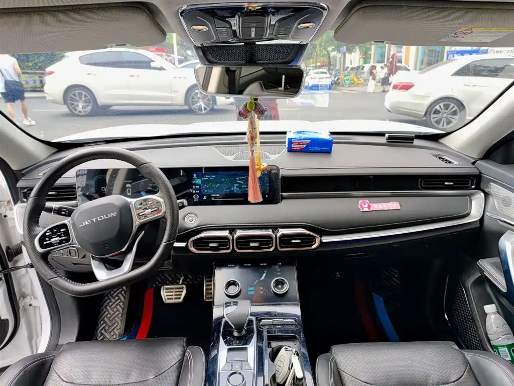 Jetour Jietu X70 PLUS 2022 — фото 10