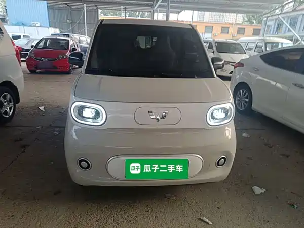 Wuling Hongguang MINIEV 2025