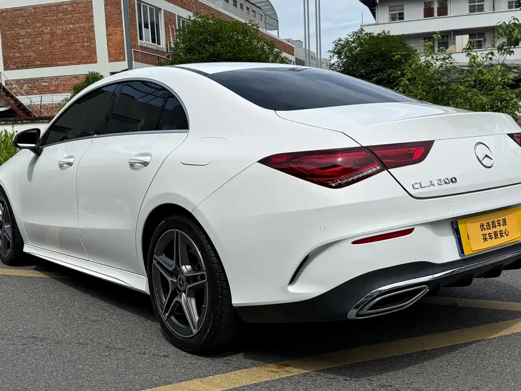 Mercedes-Benz CLA 2022