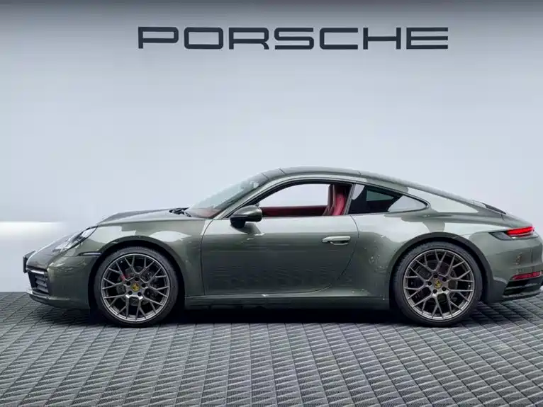 Porsche 911 2021 — фото 4