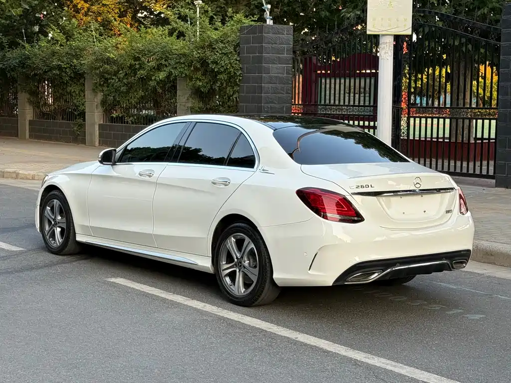 Mercedes-Benz C-Class 2021 — фото 7