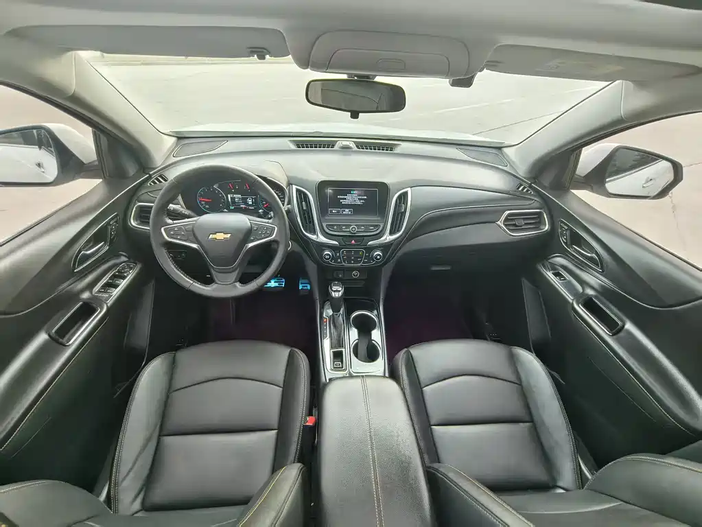 Chevrolet Equinox 2018 — фото 12