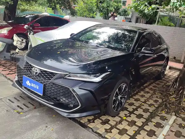 Toyota Avalon 2022