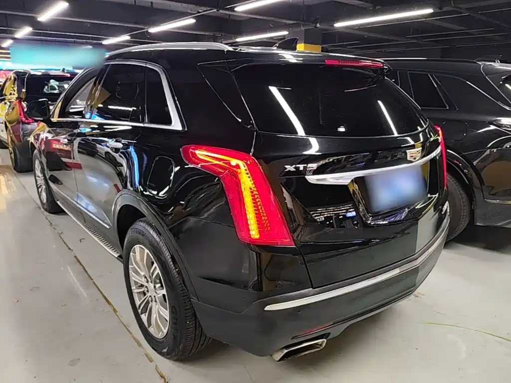 Cadillac XT5 2018 — фото 5