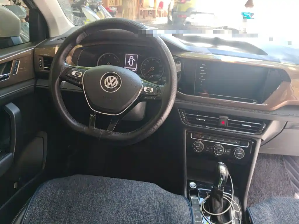 Volkswagen Tharu 2020
