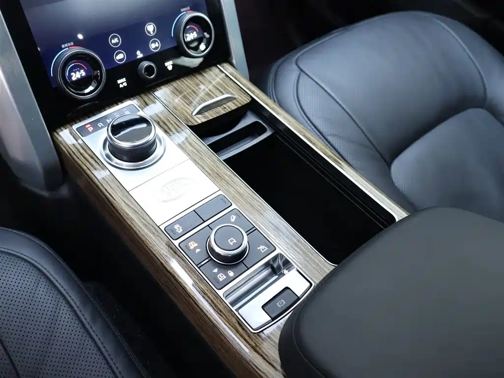 Land Rover Range Rover 2019 — фото 12