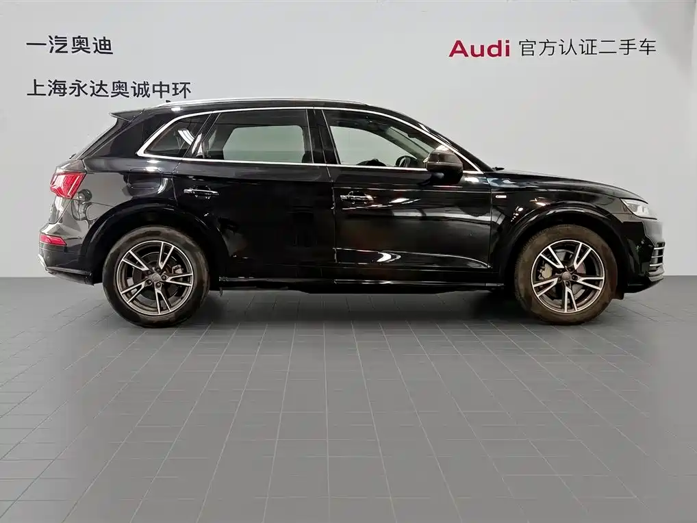 Audi Q5L 2019 — фото 3