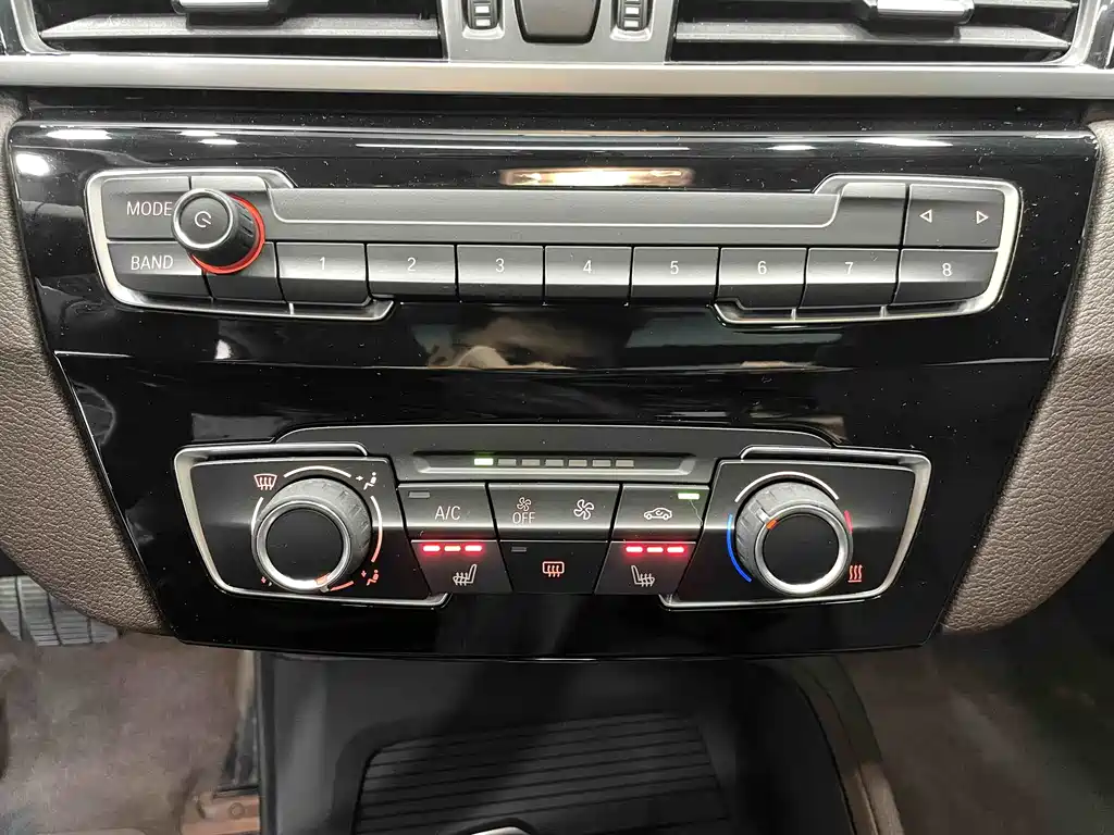 BMW X1 2023 — фото 11