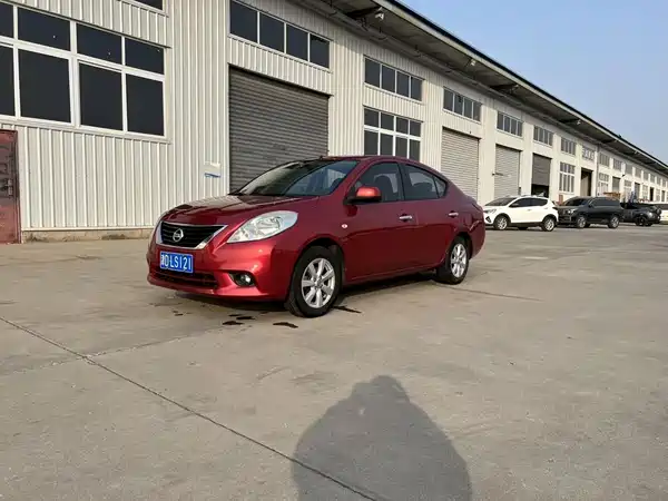 Nissan Sunny 2011