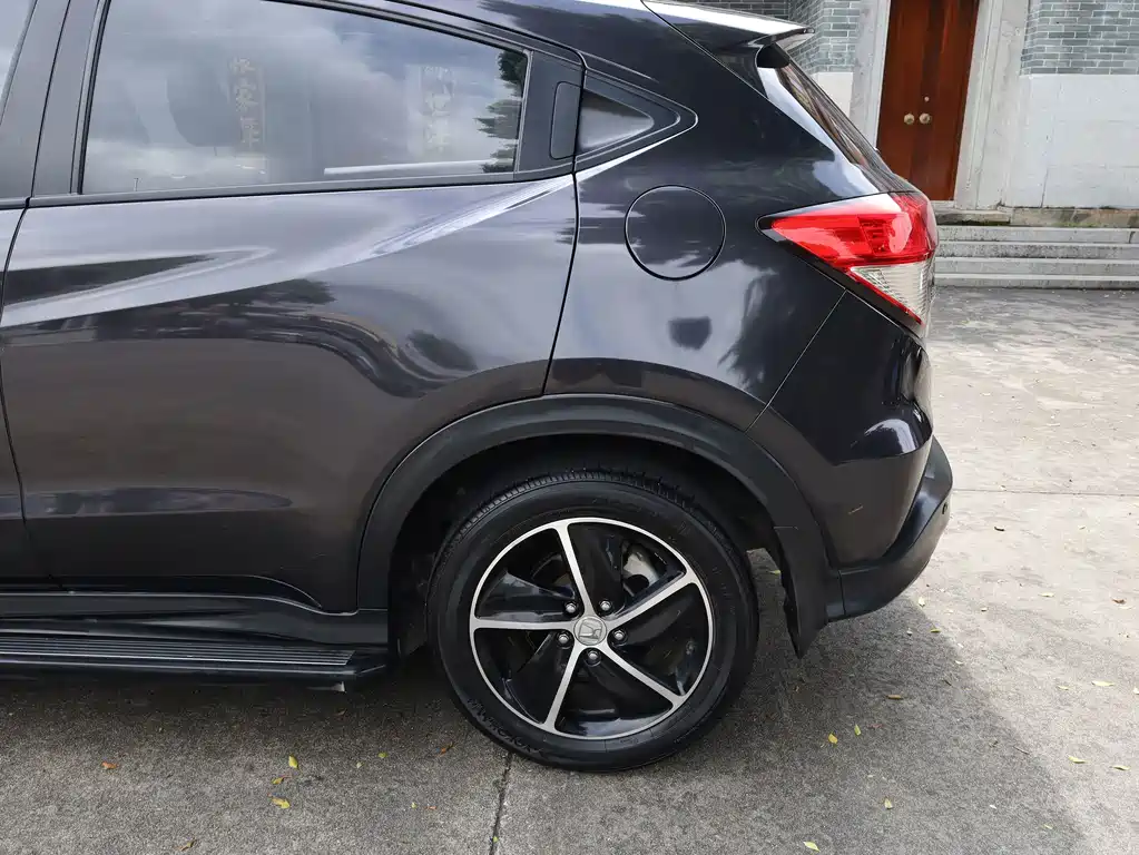 Honda Vezel 2022 — фото 25