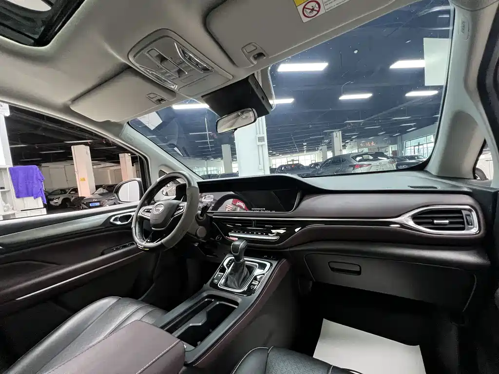 GAC Trumpchi M6 2022 — фото 25