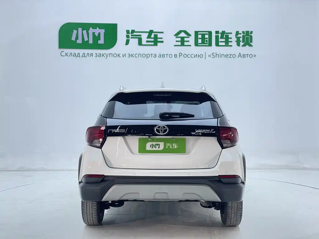 Toyota Yaris L 2023 — фото 3