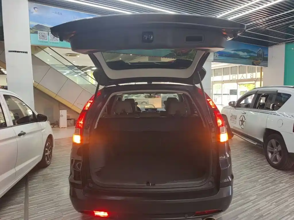 Honda CR-V 2015 — фото 19