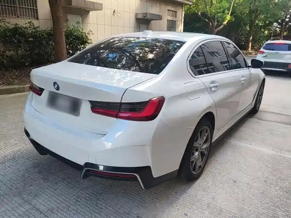 BMW i3 2022