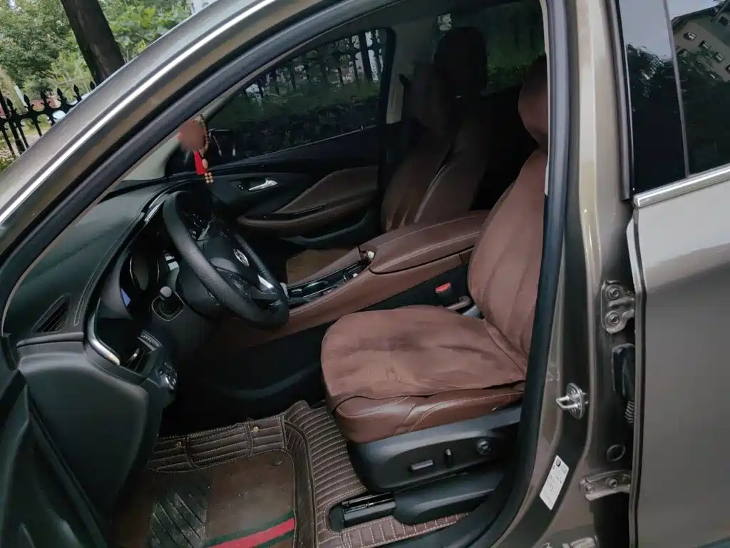 Buick Envision Plus 2019 — фото 11