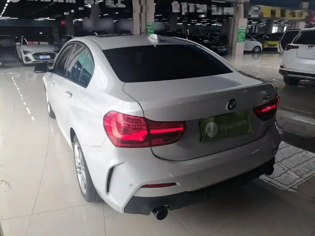 BMW 1 Series 2021