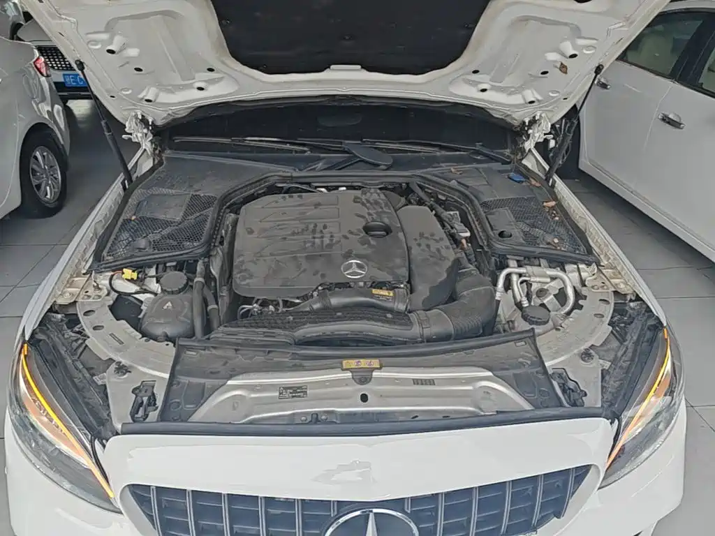 Mercedes-Benz C-Class 2020 — фото 20
