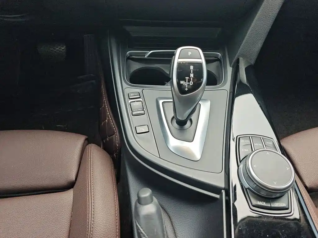 BMW 3 Series 2019