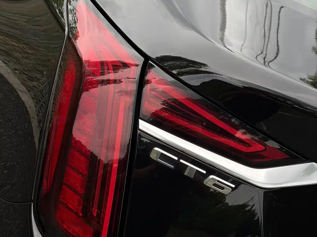 Cadillac CT6 2021 — фото 9