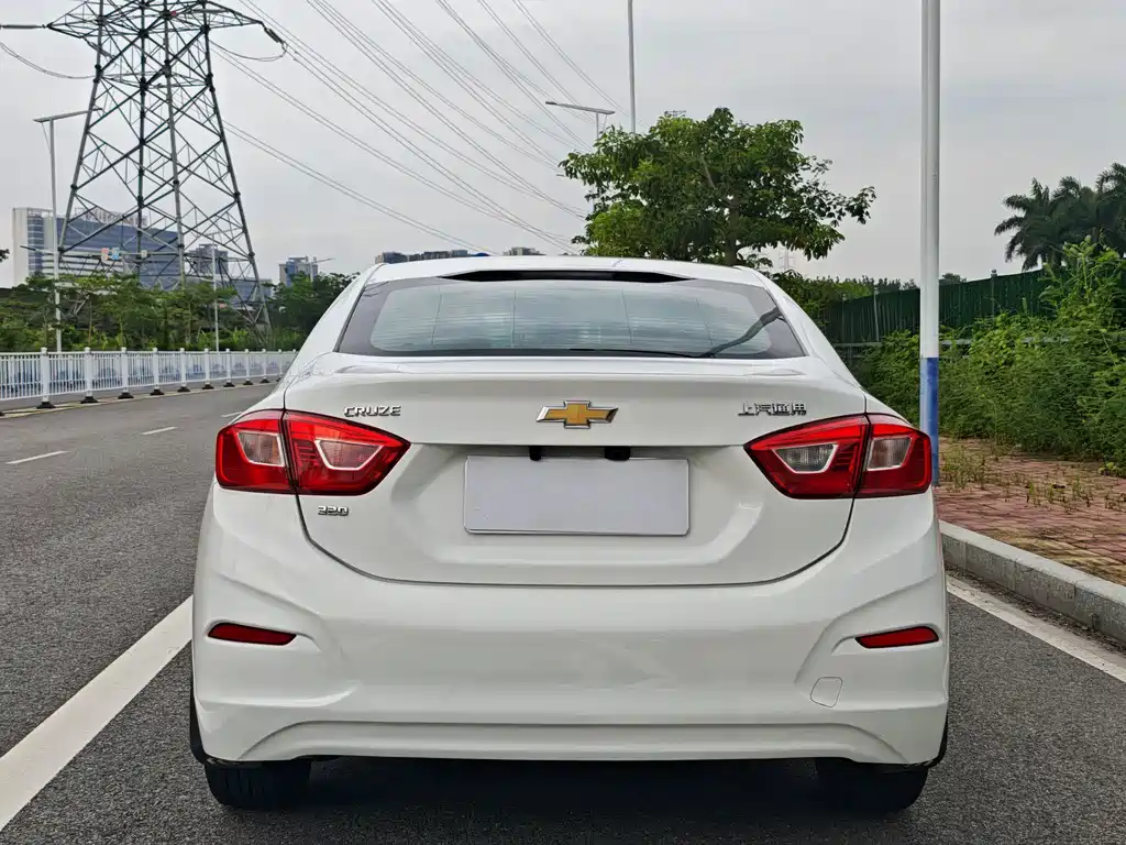 Chevrolet Cruze 2017 — фото 7