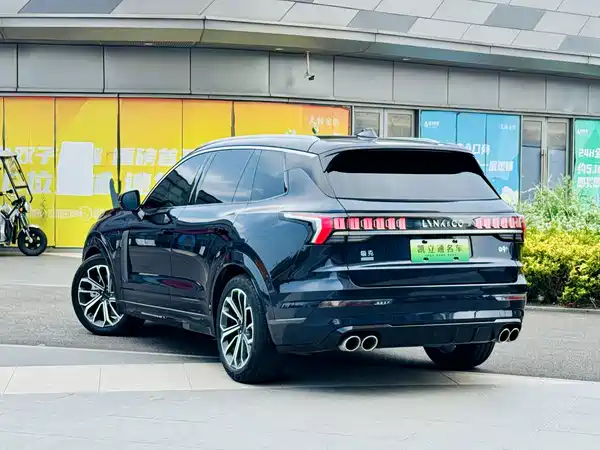 Lynk & Co 09 EM-P 2023
