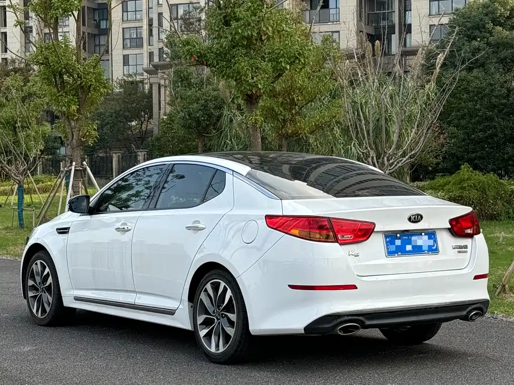 Kia K5 2015 — фото 5