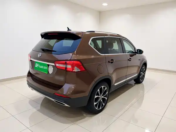 Dongfeng Jingyi X5 2017