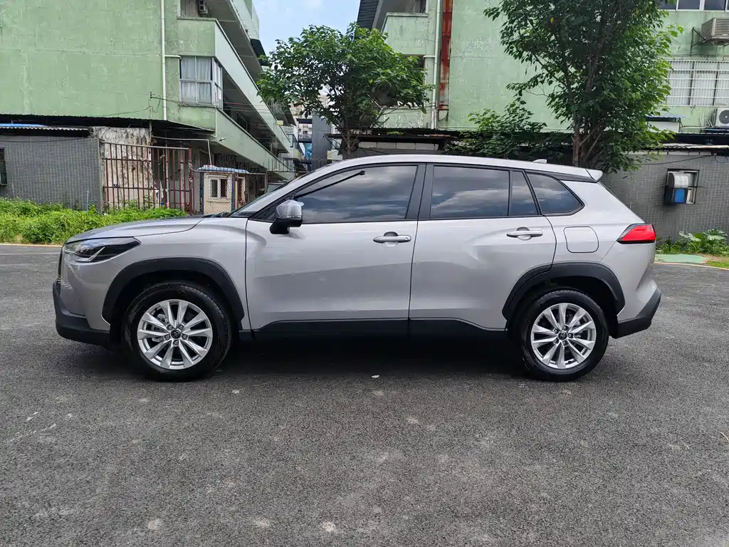 Toyota Corolla Cross 2024