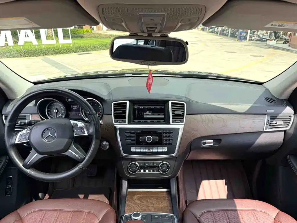 Mercedes-Benz GL-Class 2015 — фото 8