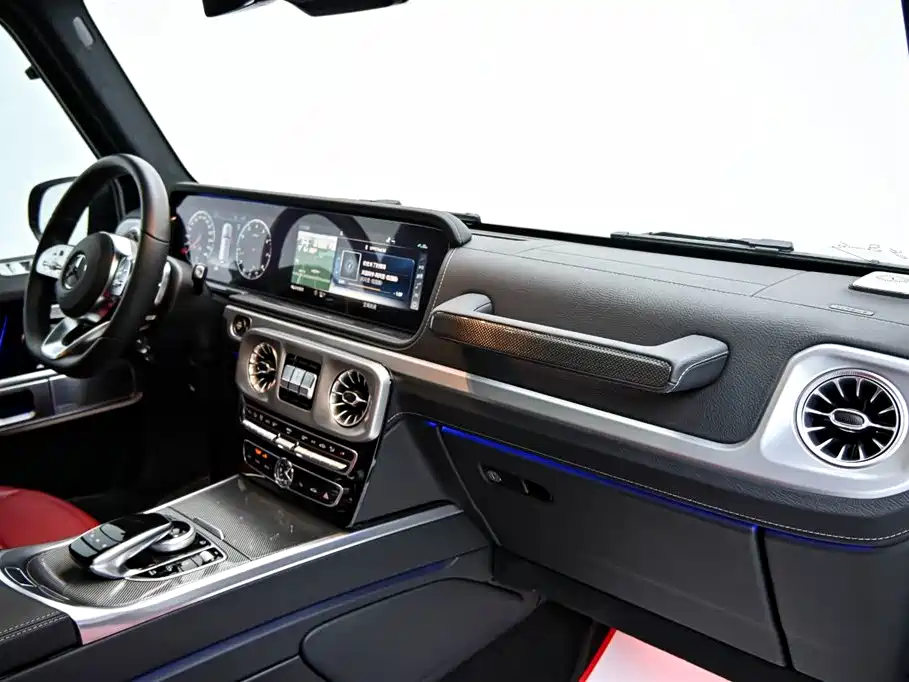 Mercedes-Benz G-Class 2023 — фото 16