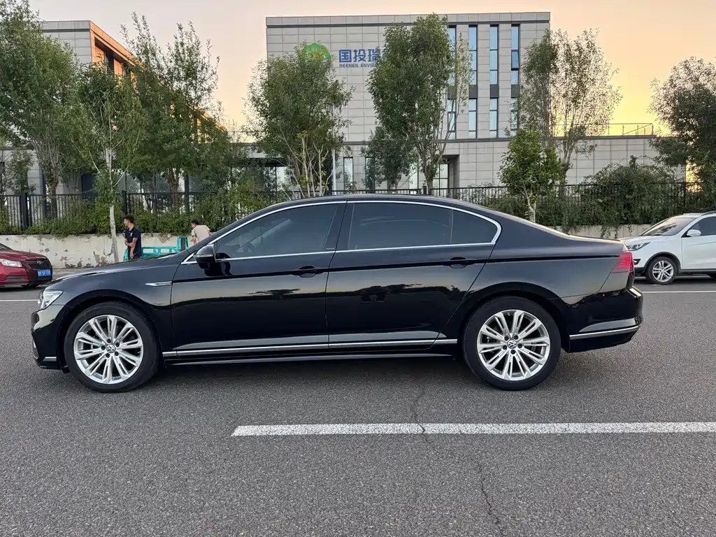 Volkswagen Magotan 2023