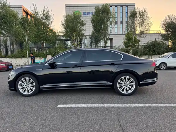 Volkswagen Magotan 2023