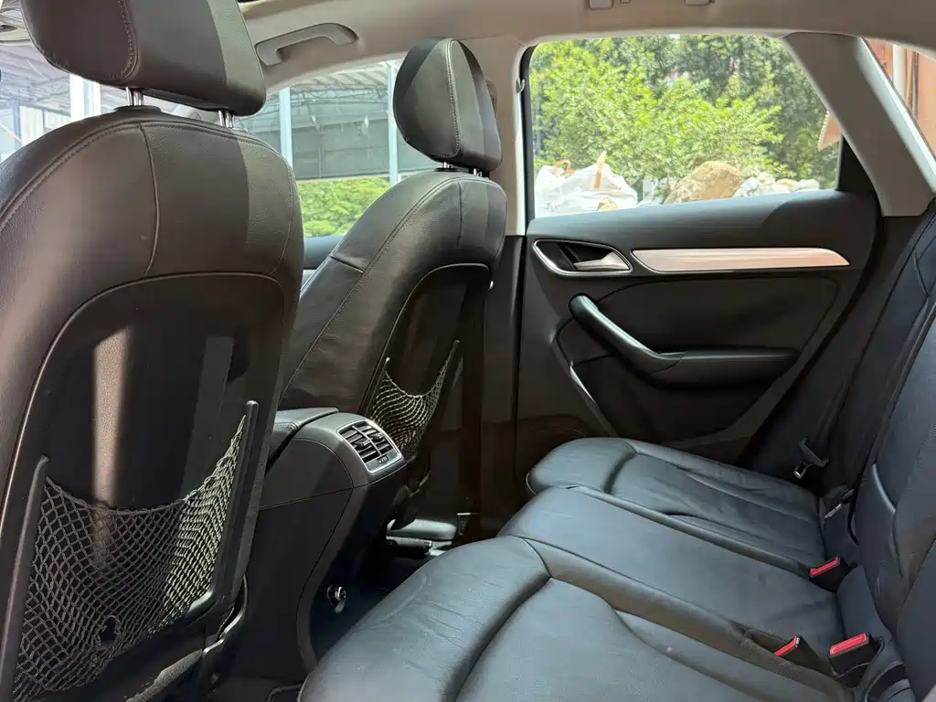 Audi Q3 2013