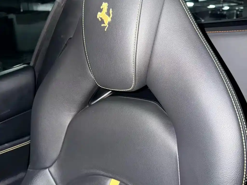 Ferrari 488 2019 — фото 8