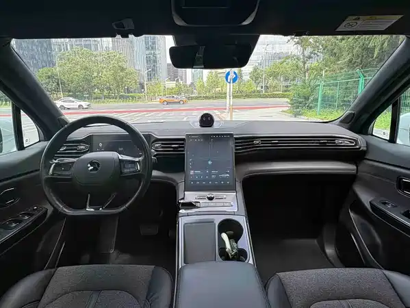 NIO EC6 2021