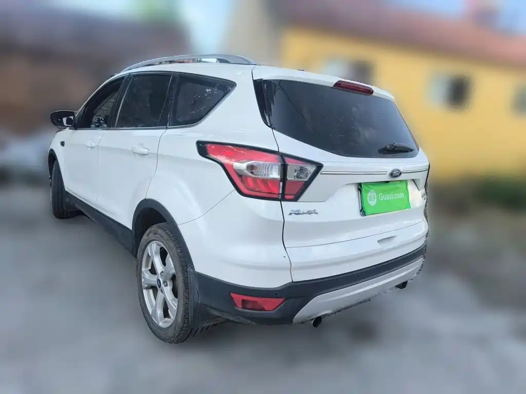 Ford Kuga 2017 — фото 4