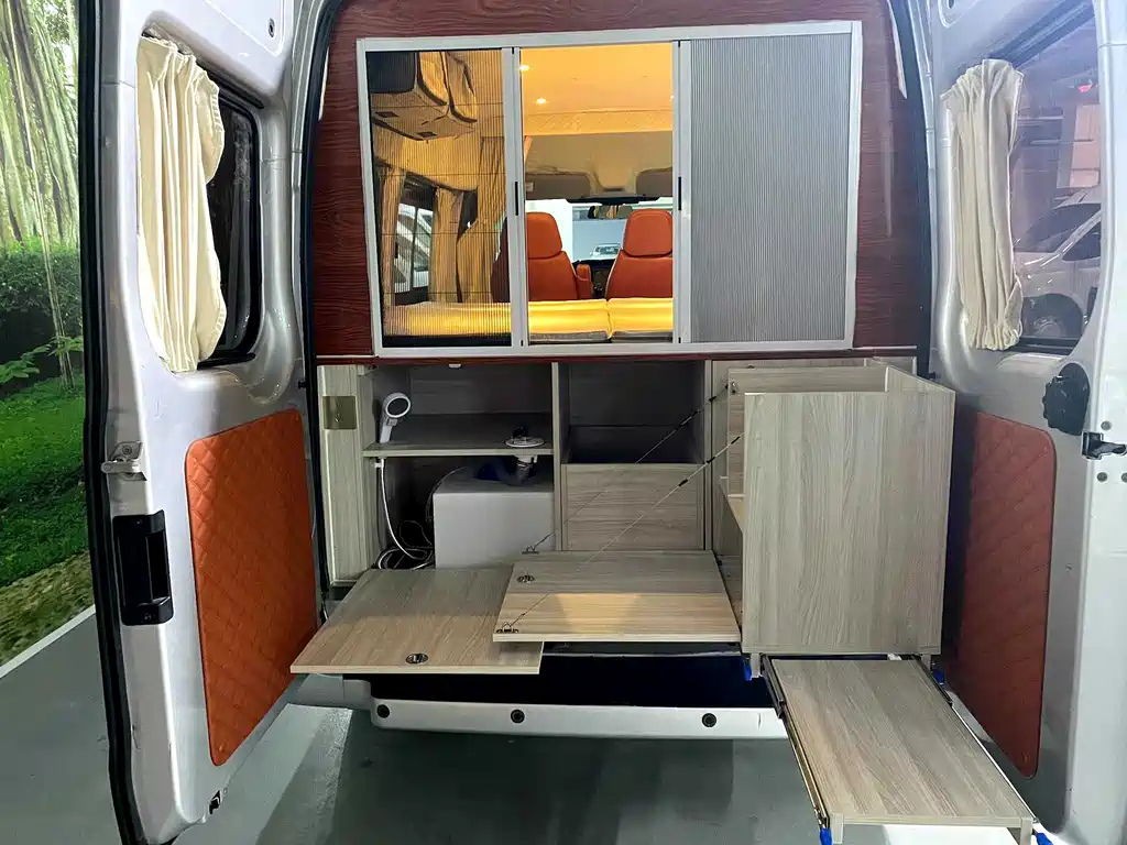 Ford Transit Custom 2018 — фото 10