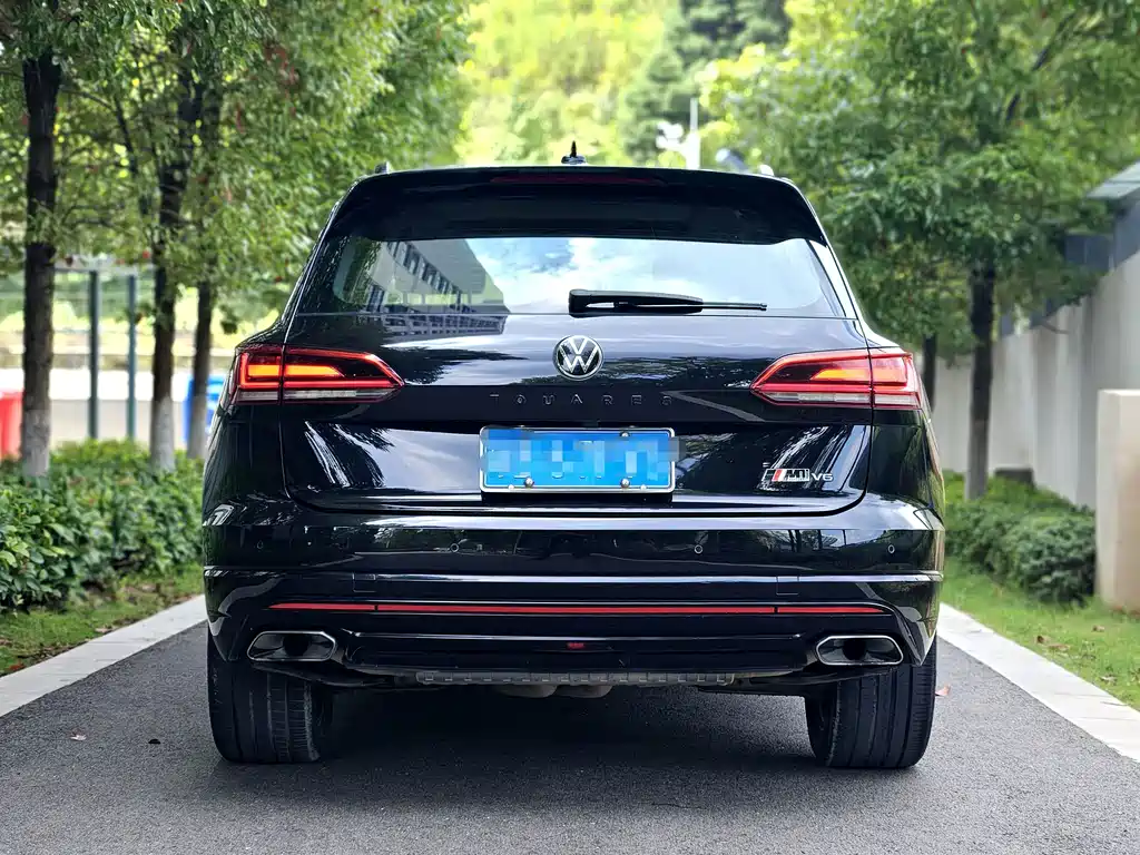 Volkswagen Touareg 2019 — фото 15