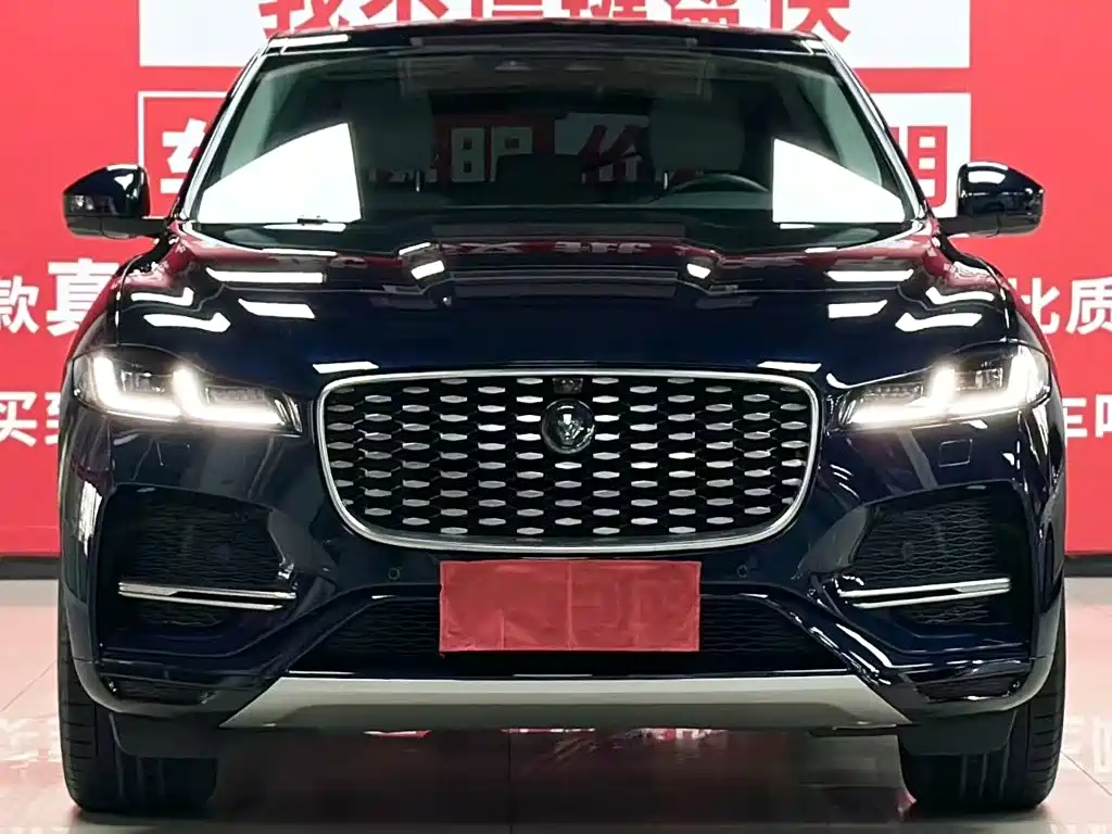 Jaguar F-PACE 2022 — фото 2