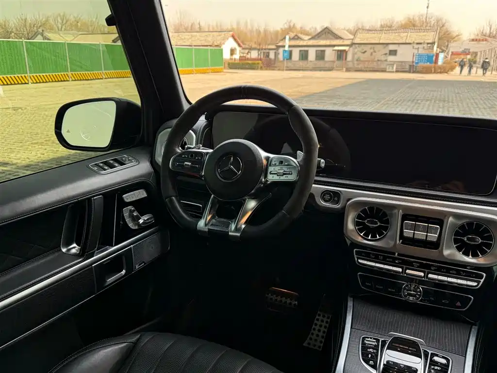 Mercedes-Benz G-Class AMG 2020 — фото 37