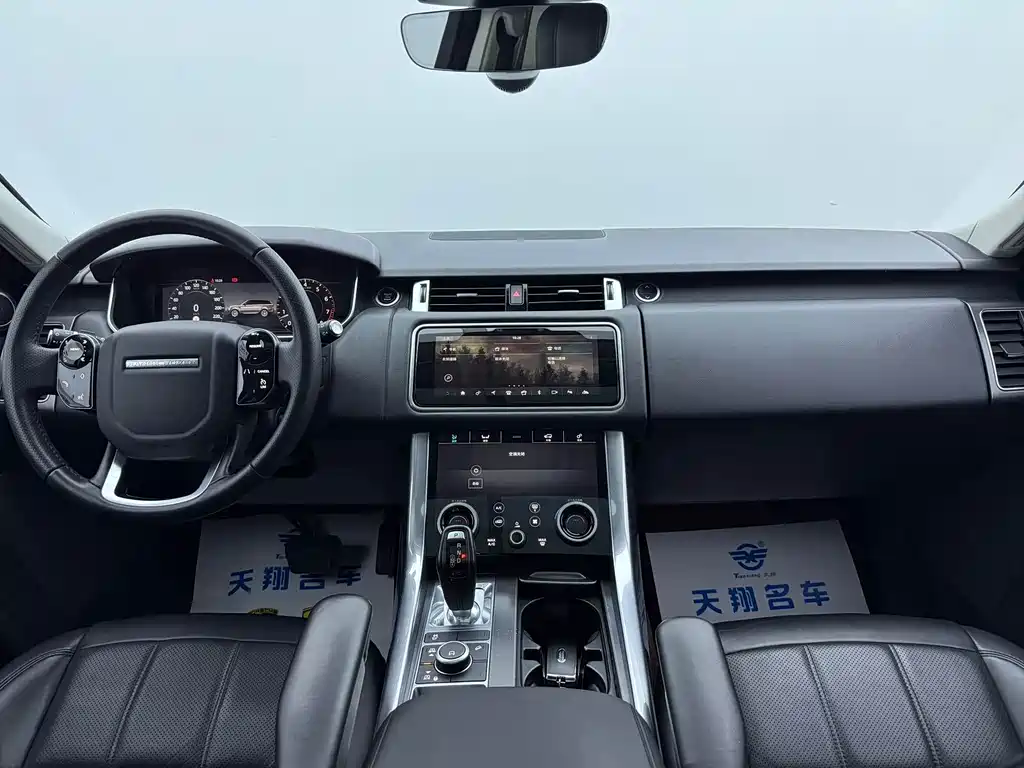 Land Rover Sport 2020 — фото 9