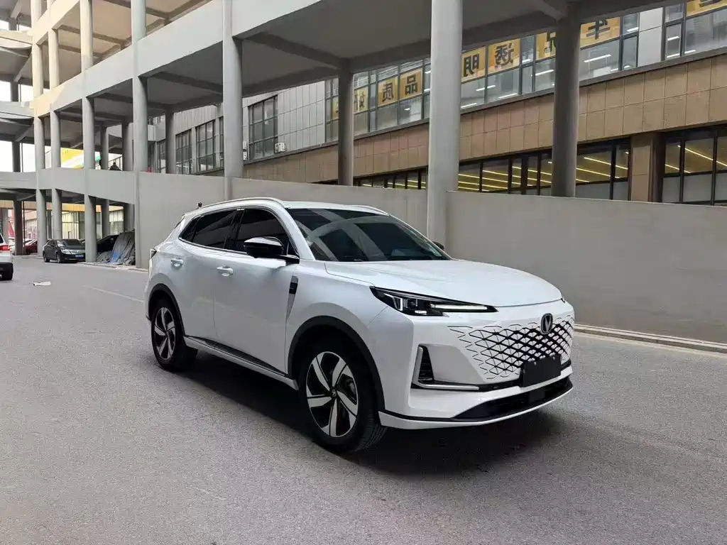 Changan CS55PLUS 2024 — фото 3