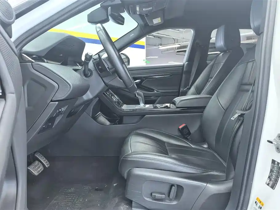 Land Rover Evoque 2021 — фото 9
