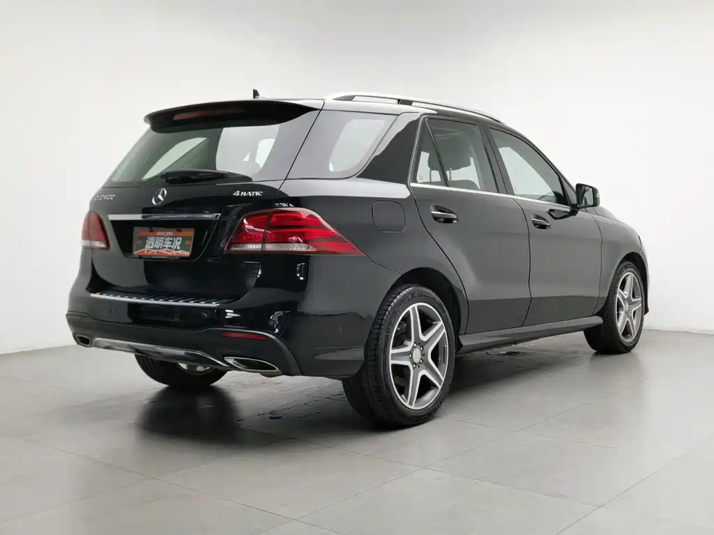 Mercedes-Benz GLE 2016