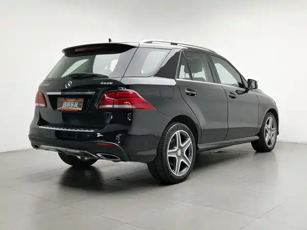 Mercedes-Benz GLE 2016