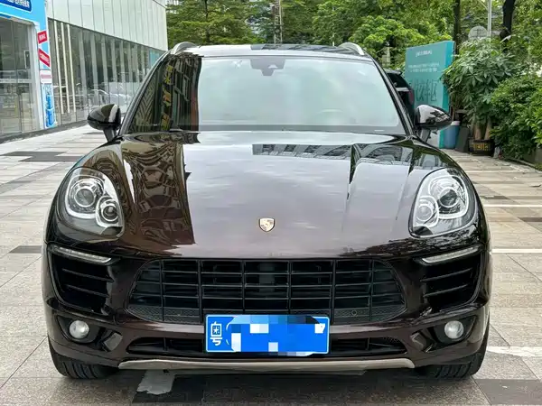 Porsche Macan 2016