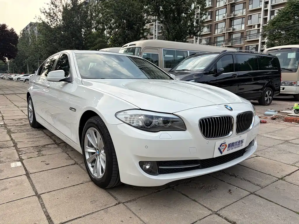 BMW 5 Series 2012
