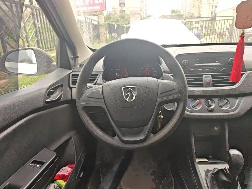 Baojun 310 2021