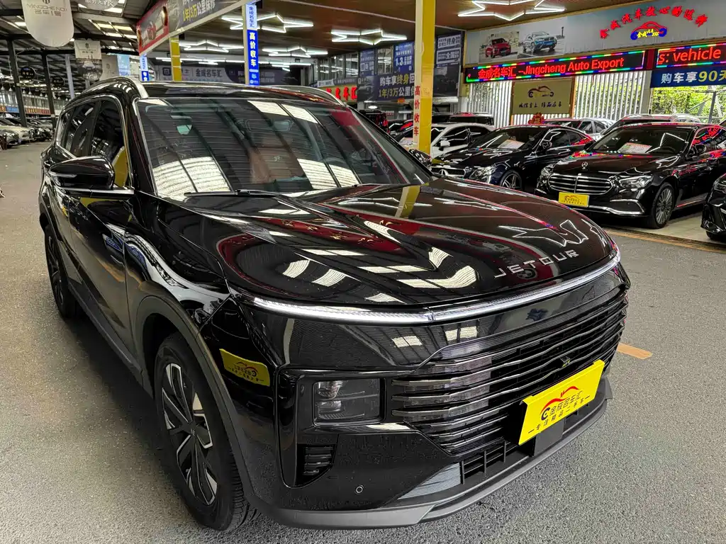 Jetour X70 C-DM 2025 — фото 3